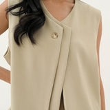 Iwaki Cream Vest